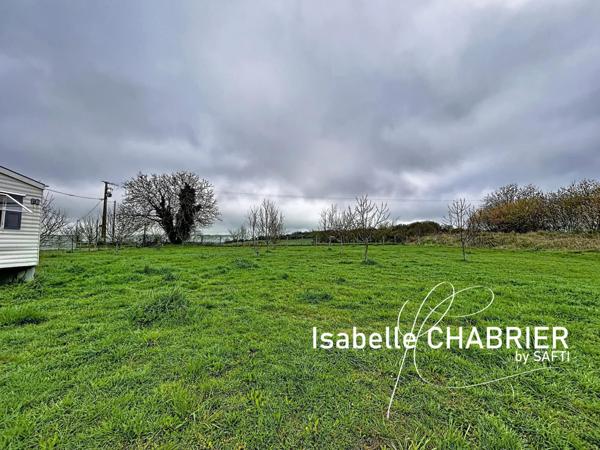 EN CAMPAGNE, LONGERE A TERMINER DE RENOVER