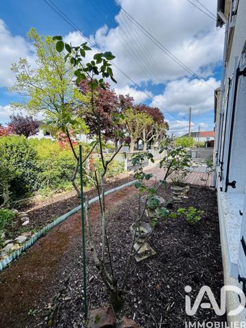 Maison à vendre 5 pièces 87 m² Saint-Jean-de-la-Ruelle