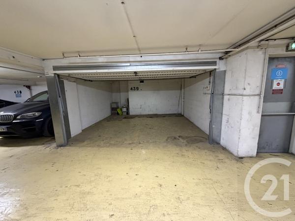 Parking à vendre  20 m2 PARIS - 75020