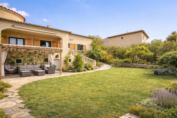 Votre futur été se prépare ici ! Besoin d'espace ? On a ce qu'il vous faut !