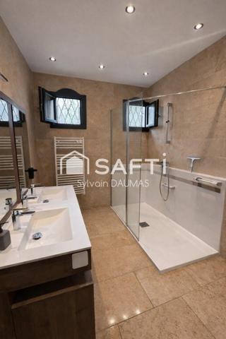 Votre futur été se prépare ici ! Besoin d'espace ? On a ce qu'il vous faut !