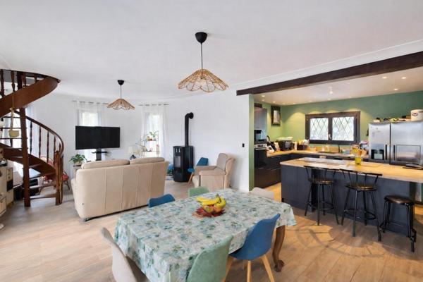 Votre futur été se prépare ici ! Besoin d'espace ? On a ce qu'il vous faut !