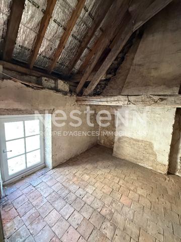 A VENDRE - MAISON AVEC JARDIN A LA FLECHE