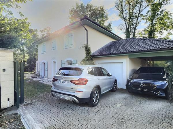 Divonne-les-Bains (01220) Proche du Golf, magnifique Villa rénovée