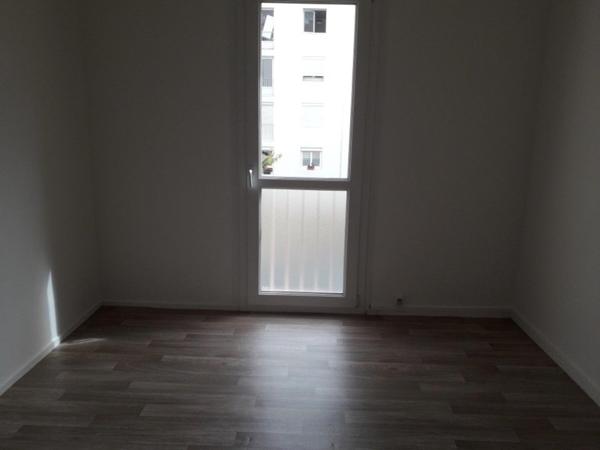 Appartement à NOYON, 60400 - 4 pièces 68m²