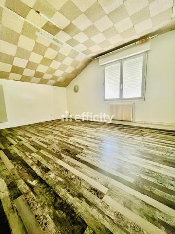 Maison 9 pièces - 180 m² Exclusivité efficity