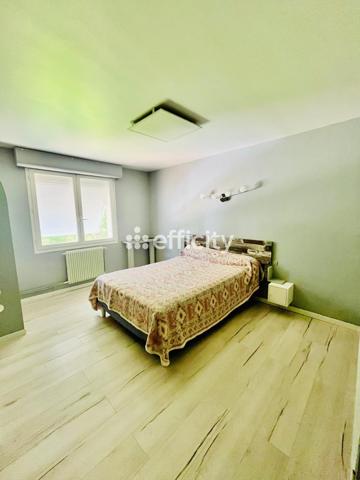 Maison 9 pièces - 180 m² Exclusivité efficity