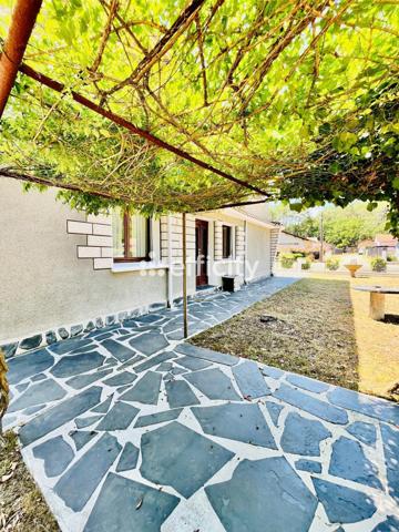 Maison 9 pièces - 180 m² Exclusivité efficity