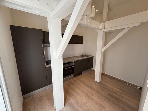 Appartement à louer T2 vide hyper centre Mont De Marsan patio