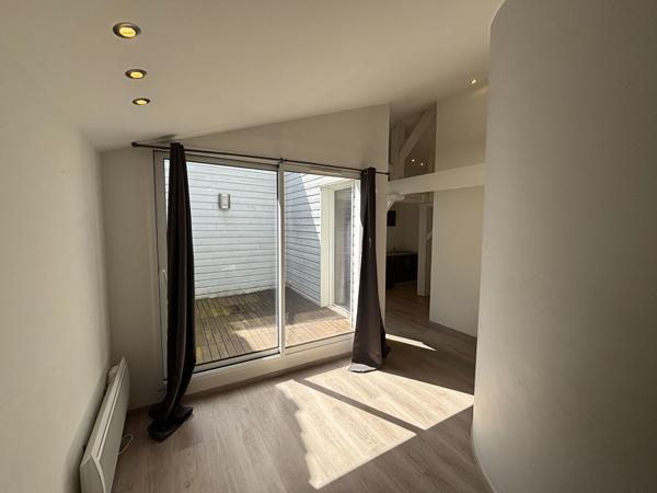 Appartement à louer T2 vide hyper centre Mont De Marsan patio