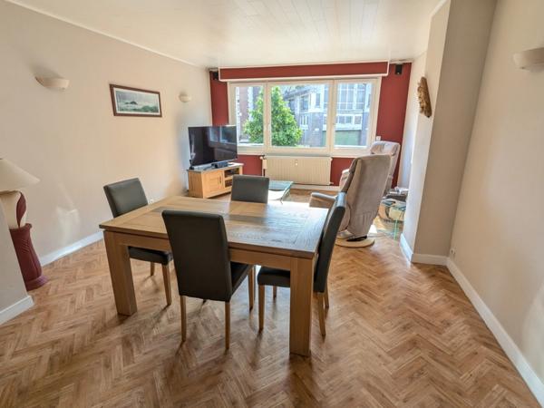 Spacieux T4 de 91 m² avec garage - À deux pas de la place de la Victoire