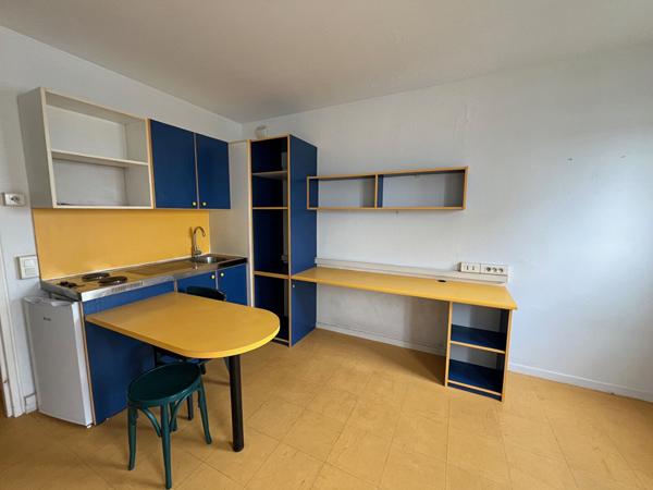 Studio Beaulieu bord de Loire dernier étage,  
Nantes 44200