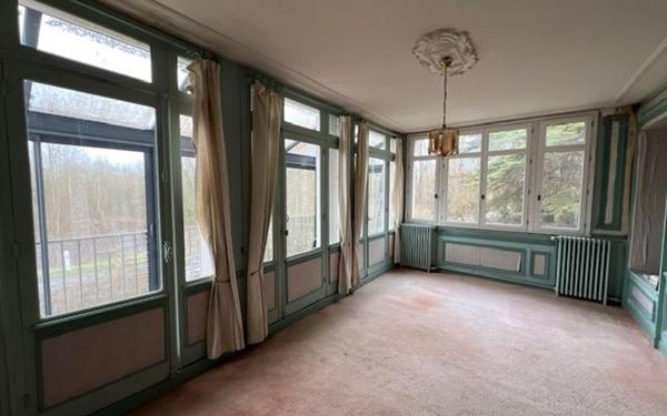 Immeuble à vendre    4 pièces •  Saint-Aignan