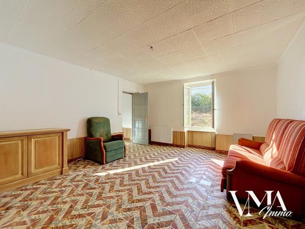 EXCLUSIVITÉ - Maison en pierre avec dépendances sur un terrain de 1395 m2 Détails des diagnostics énergétiques
