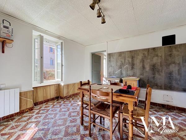 EXCLUSIVITÉ - Maison en pierre avec dépendances sur un terrain de 1395 m2 Détails des diagnostics énergétiques