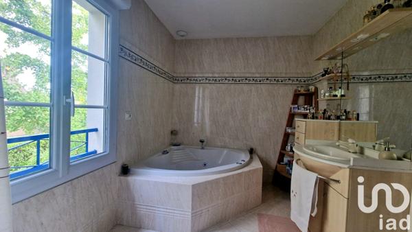 Maison à vendre 7 pièces 161 m² Cormeilles-en-Parisis