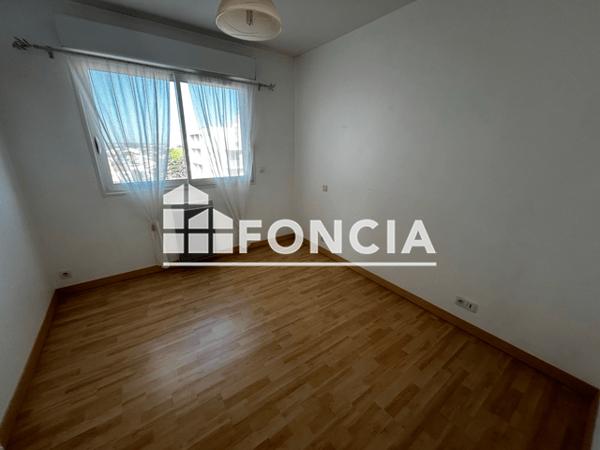 Location Appartement 3 pièces 67 m² - 66 AVENUE DANIEL HEDDE Royan 17200