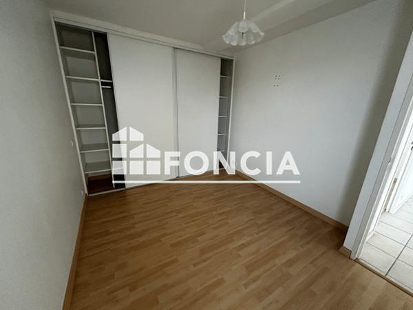 Location Appartement 3 pièces 67 m² - 66 AVENUE DANIEL HEDDE Royan 17200