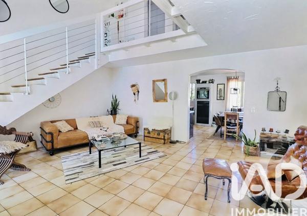 Maison à vendre 5 pièces 125 m² Fréjus