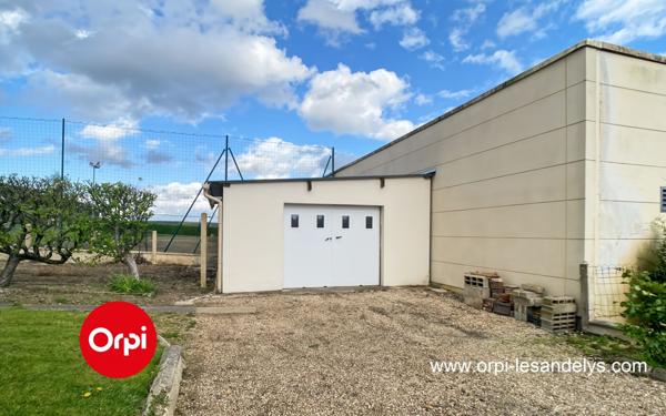Maison à vendre    4 pièces • 82 m2 Boos