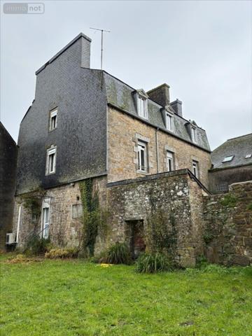 Maison de ville à vendre à Rostrenen dans les Côtes-d'Armor (22110), ref : 44007-1080211