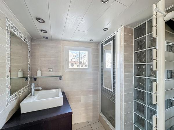 Maison 3 pièces - 110 m²