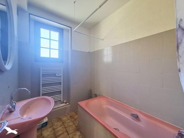 Immeuble 87 920 € Montluçon 135 m² DPE F