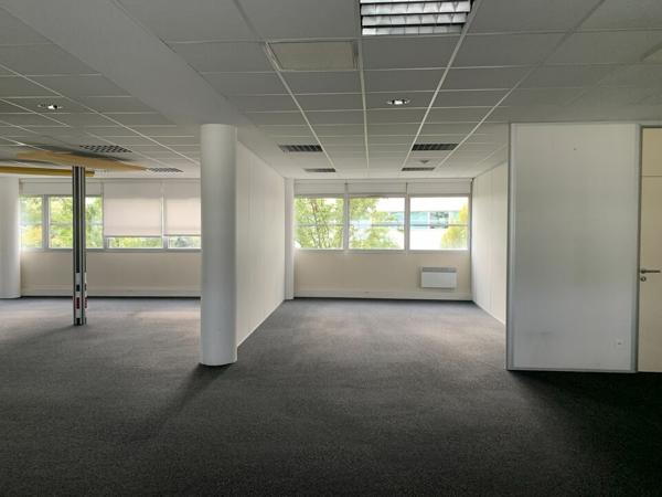 BORDEAUX - BUREAUX A LOUER
