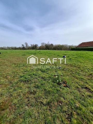 TRES GRAND TERRAIN CONSTRUCTIBLE