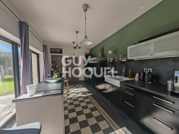 Maison de caractère des années 30 - MAZAN - 207 m² habitables