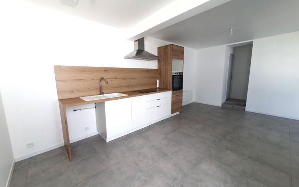 Maison à louer    4 pièces • 77 m2 Saint-Nazaire