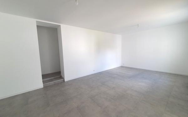 Maison à louer    4 pièces • 77 m2 Saint-Nazaire