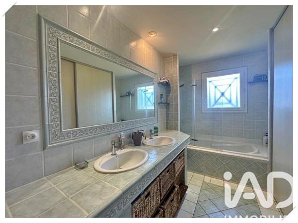 Maison à vendre 6 pièces 145 m² Gujan-Mestras