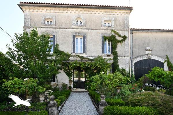 Maison à vendre 275 058 € La Chapelle 7 p 172 m² DPE E