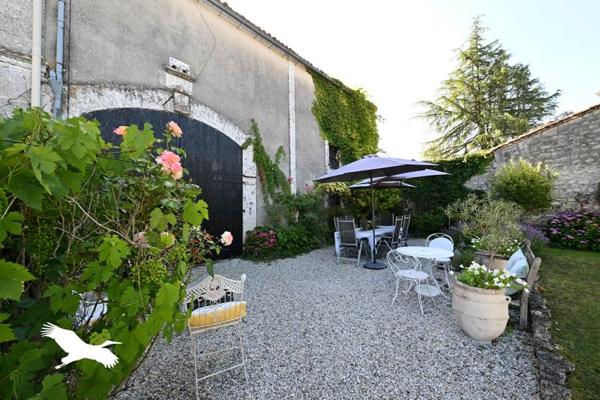 Maison à vendre 275 058 € La Chapelle 7 p 172 m² DPE E
