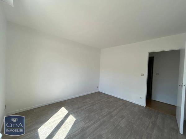 Appartement à louer 5 pièces 104.05m²