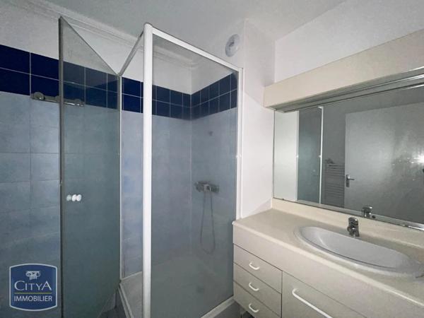 Appartement à louer 5 pièces 104.05m²