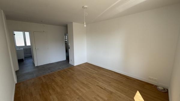 Appartement 209 862 € Bron 3 p 57 m² DPE D