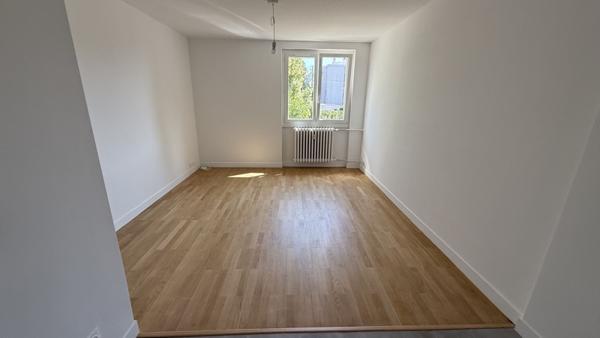 Appartement 209 862 € Bron 3 p 57 m² DPE D
