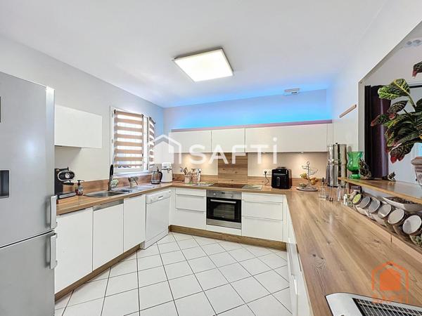 Villa de 90m² sur 857m² de terrain avec piscine