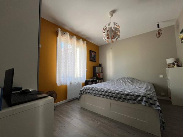 Maison à Étaules : charme et modernité