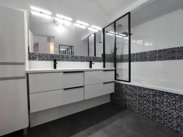 Maison à vendre    3 pièces •  Béziers