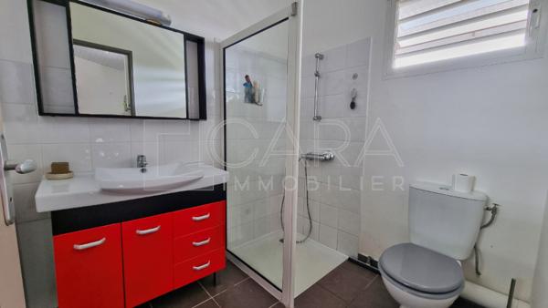 Location Appartement 2 Pièce(s) CAYENNE (97300) 957 €