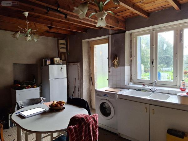 Maison rurale à vendre à Chailland en Mayenne (53420), ref : 53077-4