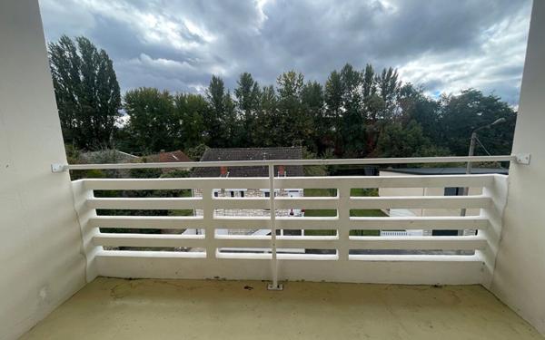 Immeuble à vendre    9 pièces •  Brive-la-Gaillarde