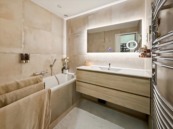 Appartement lumineux avec parking