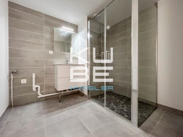 Appartement 3 pièce(s) 2 chambre(s) 66.59 m²
