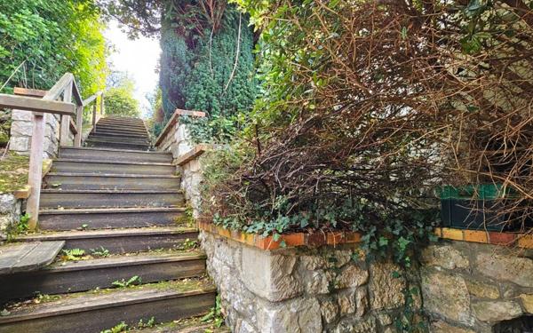 Maison à vendre    5 pièces •  Saint-Marcel