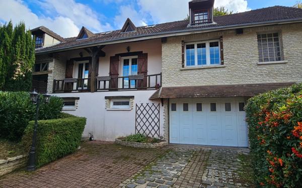 Maison à vendre    5 pièces •  Saint-Marcel