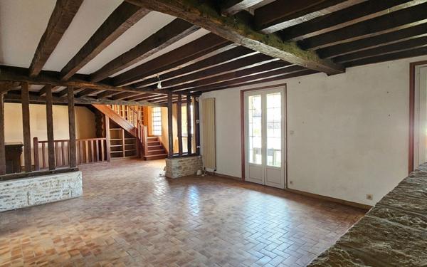 Maison à vendre    5 pièces •  Saint-Marcel